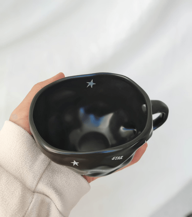 Tasse à café et soucoupe étoiles noir