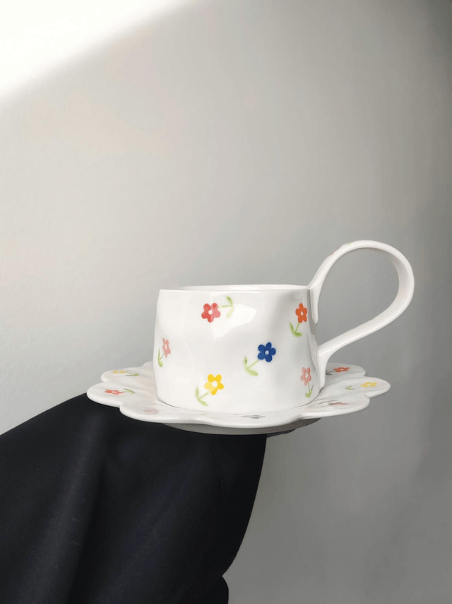 Tasse à café et soucoupe en céramique fleurs multicolores