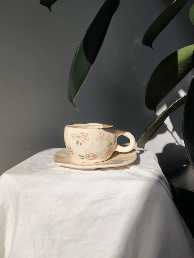 Tasse à café avec soucoupe message "love you"