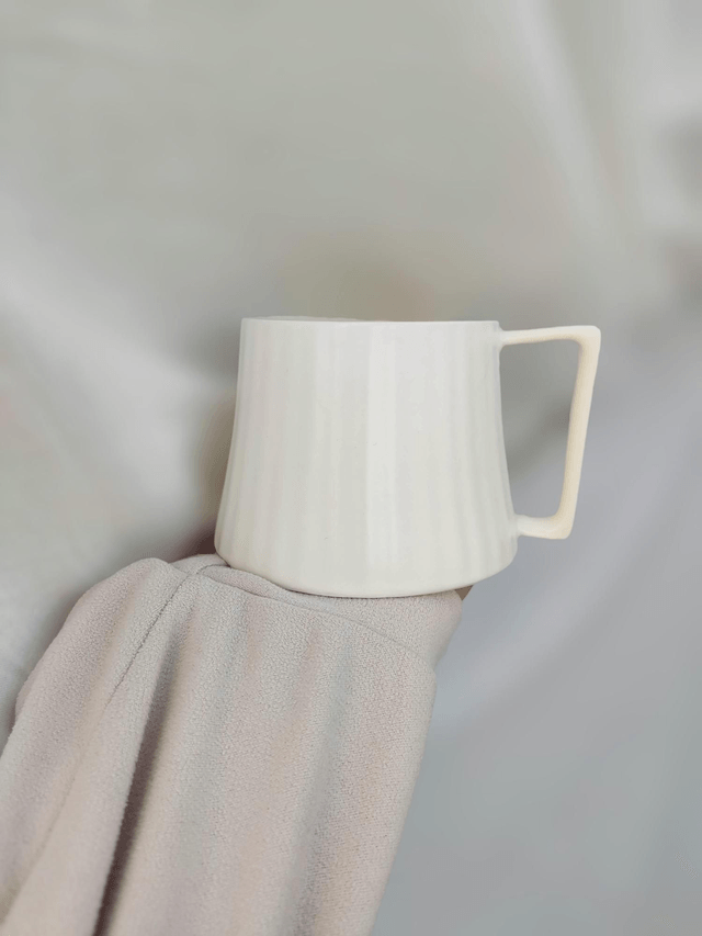 Mug en céramique crème